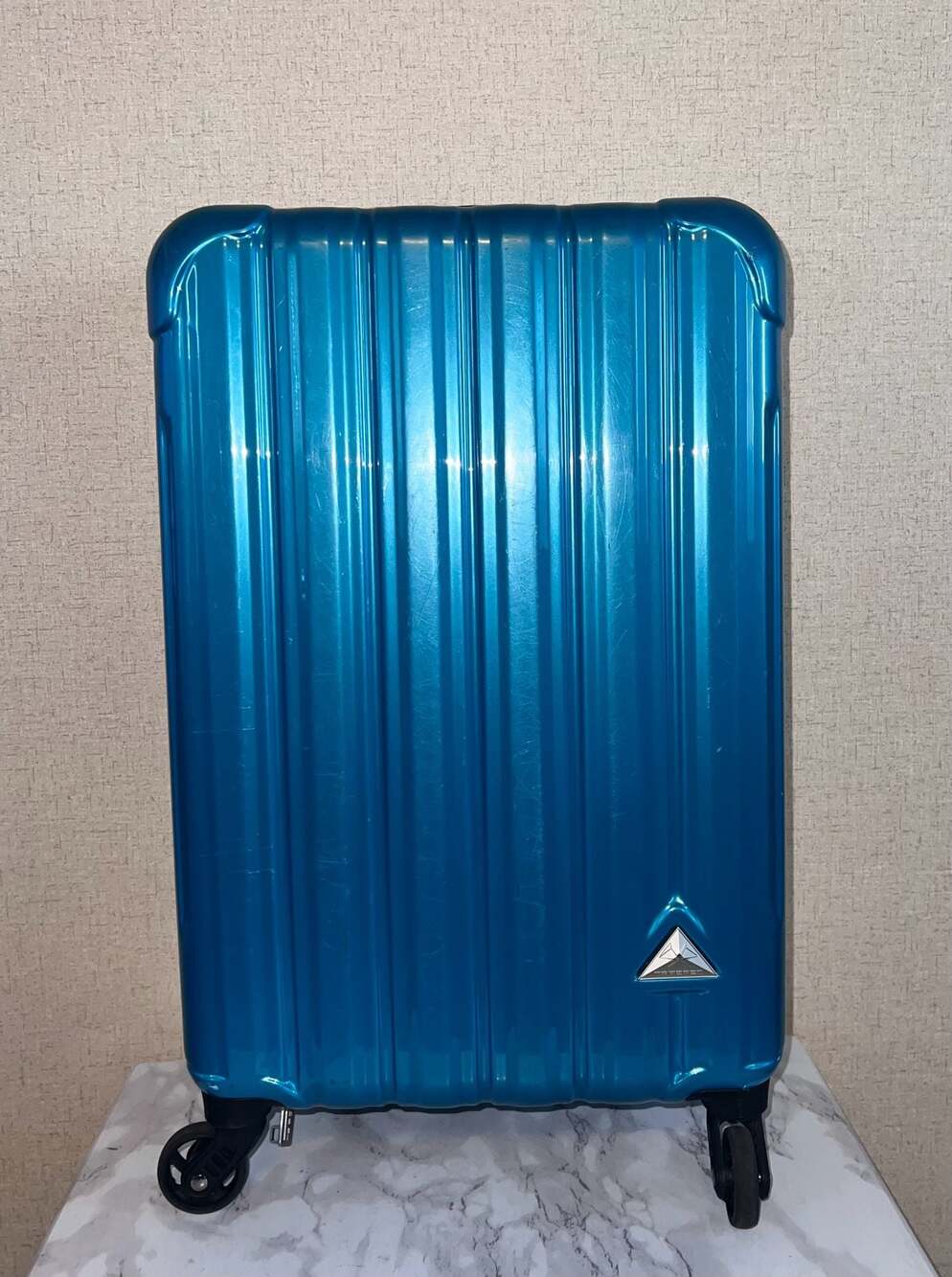 Triforce Trax Lightweight Hardside Spinner Carry-On Luggage
